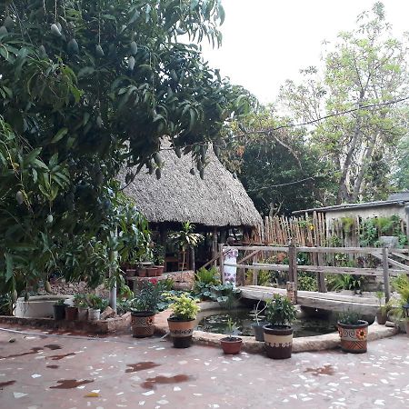 El Chac Mool Santa Elena Exterior foto