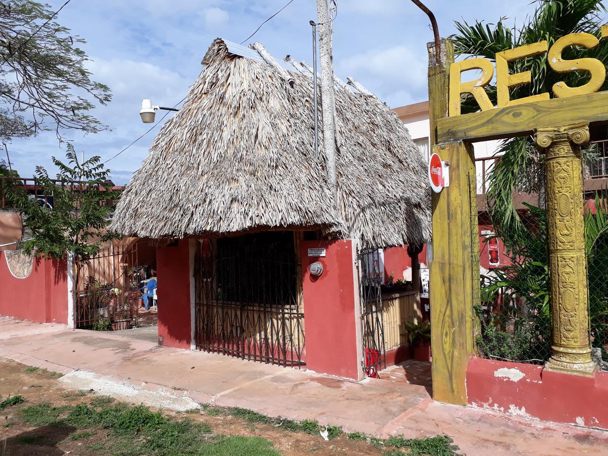 El Chac Mool Santa Elena Exterior foto