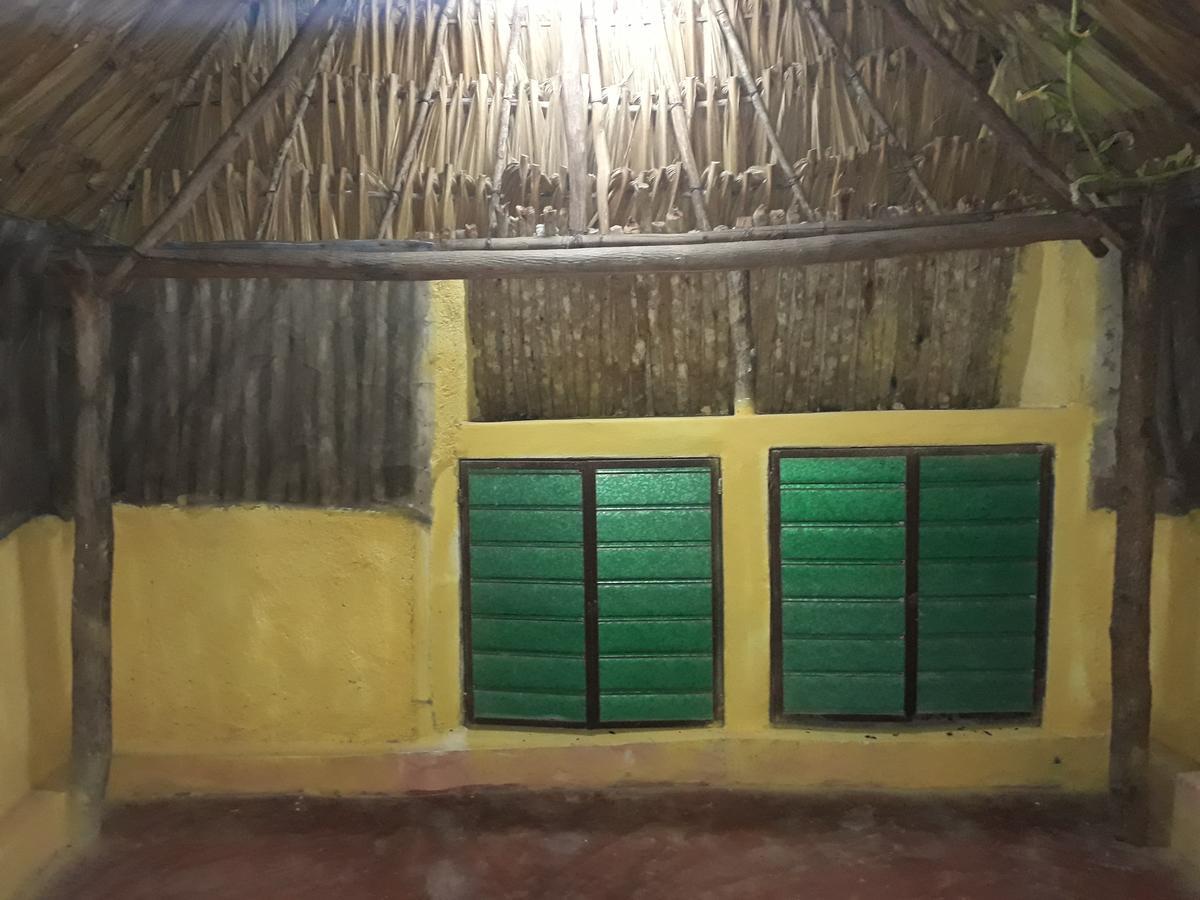 El Chac Mool Santa Elena Exterior foto