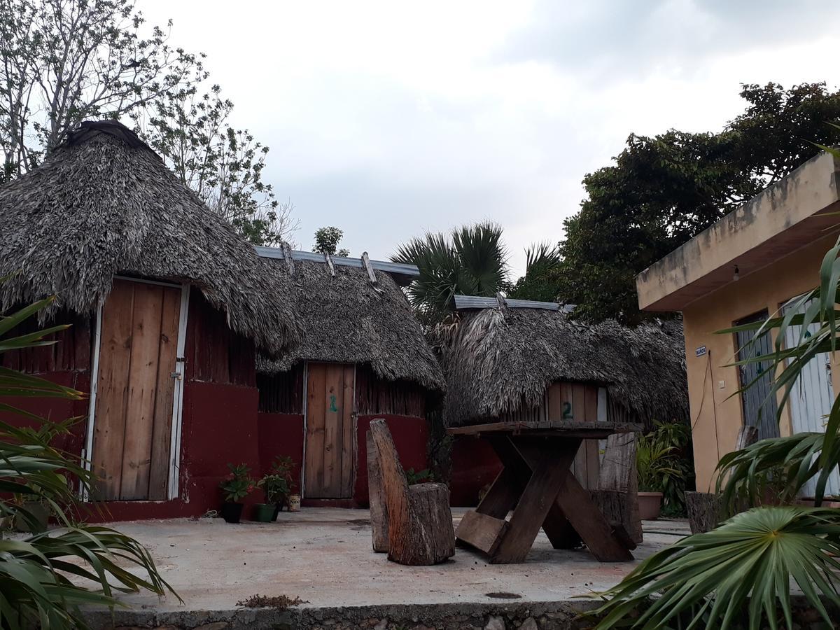 El Chac Mool Santa Elena Exterior foto