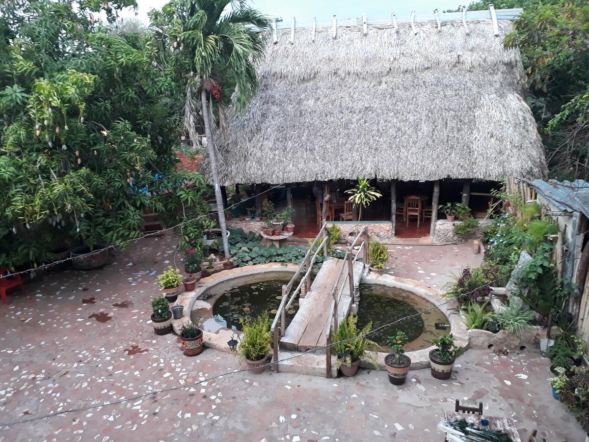 El Chac Mool Santa Elena Exterior foto