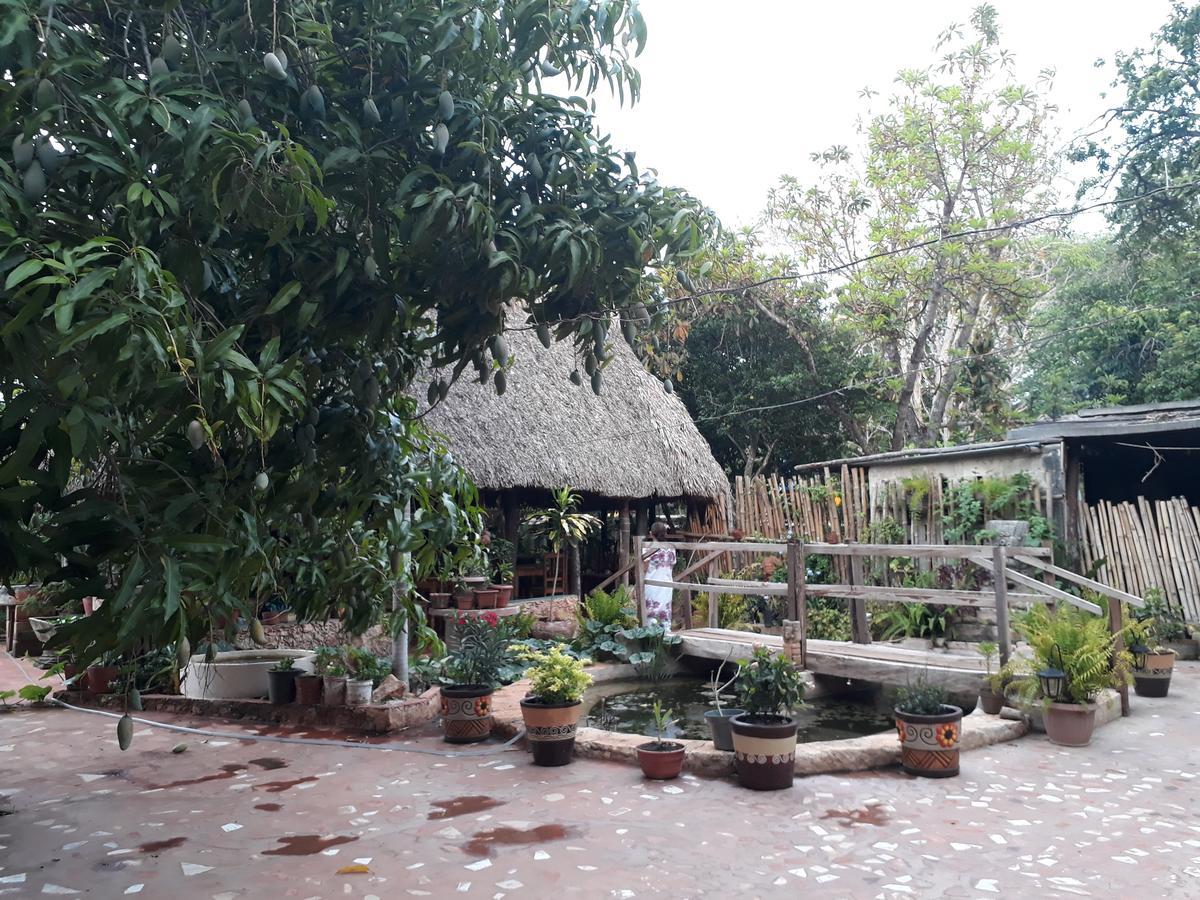 El Chac Mool Santa Elena Exterior foto